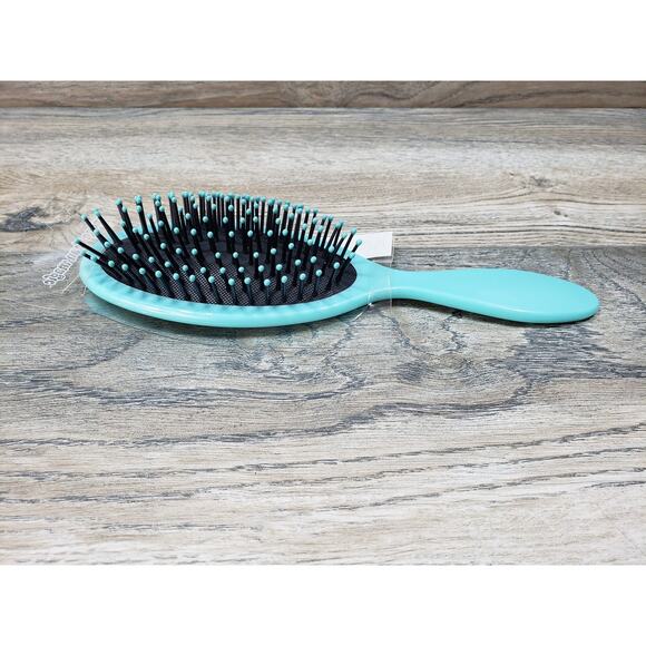 More Than Magic Monogram J 9" Teal Brush - Picture 2 of 4